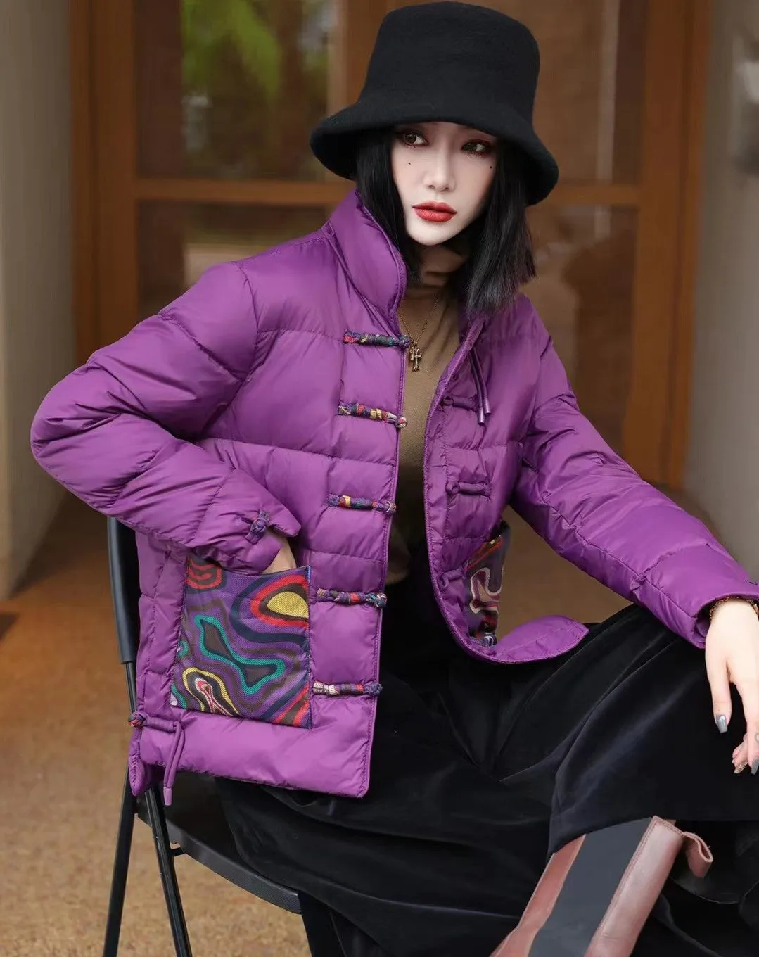 Chinese Style Women's Down Coat with Strap Buttons & Floral Pattern Pockets